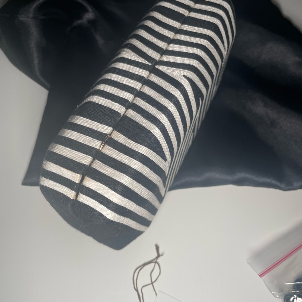 STRIPED CLUTCH - Picture 6 of 6